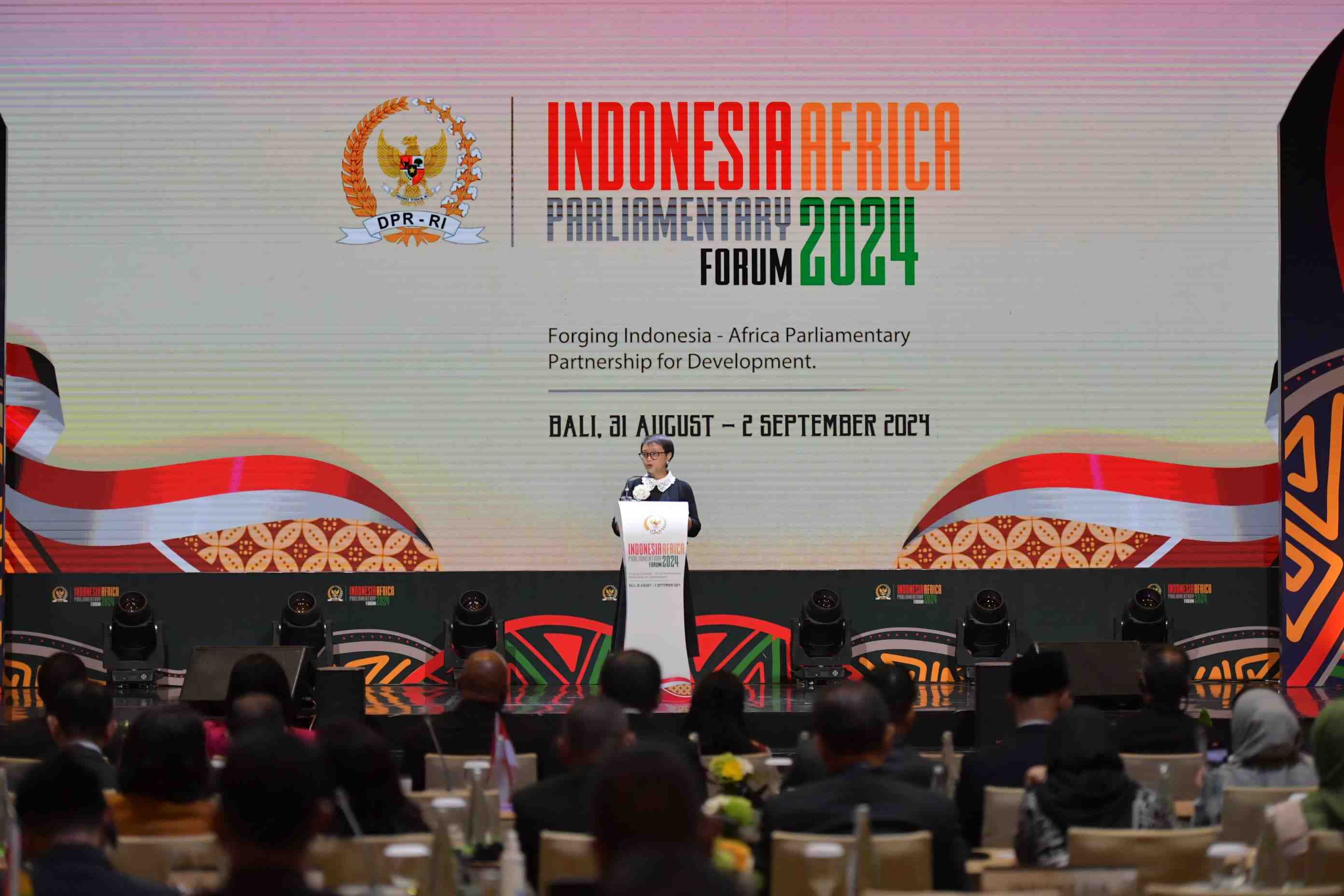 [SIARAN PERS] Menlu RI Serukan Kolaborasi Global di Indonesia-Africa Parliamentary Forum 2024