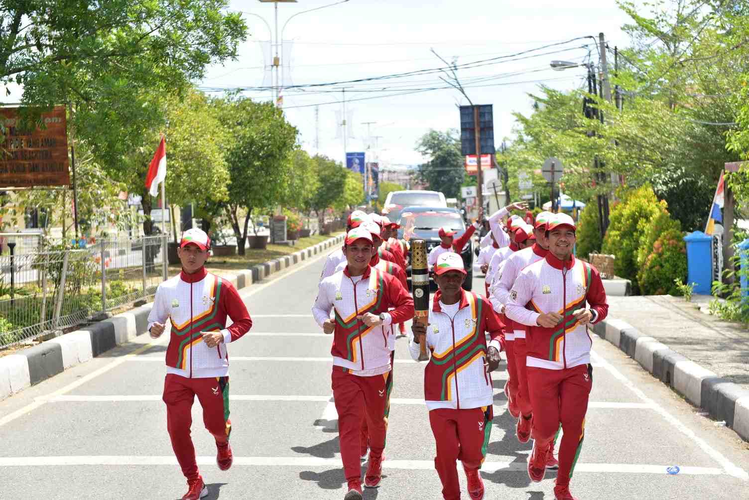 Legenda Maraton Pidie Membawa Obor Api PON XXI ke Sigli