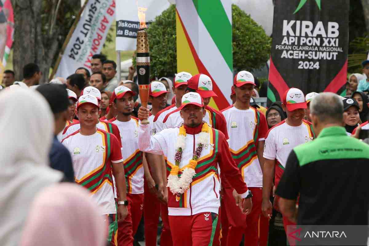[SIARAN PERS] Kirab Obor Finis di Banda Aceh, PON XXI Siap Dibuka oleh Presiden