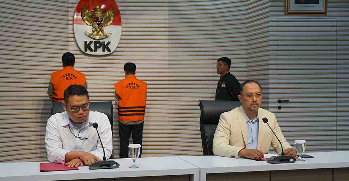KPK Tetapkan Tiga Tersangka dalam Kasus Korupsi Pengadaan APD di Kemenkes