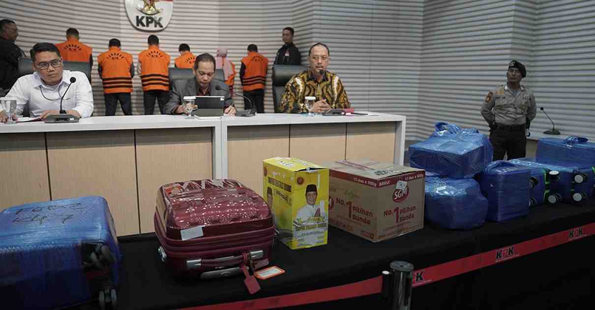 KPK Tangkap Tangan Gubernur Kalsel dan Pejabat Pemprov Terkait Dugaan Suap Proyek Senilai Rp54 Miliar