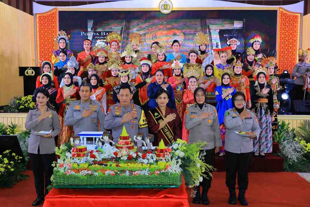 Kapolri Apresiasi Prestasi yang Ditorehkan Polwan