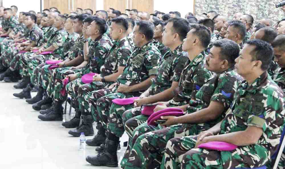 Yonif 5 Marinir Tingkatkan Kesadaran Bahaya Judi Online melalui Sosialisasi