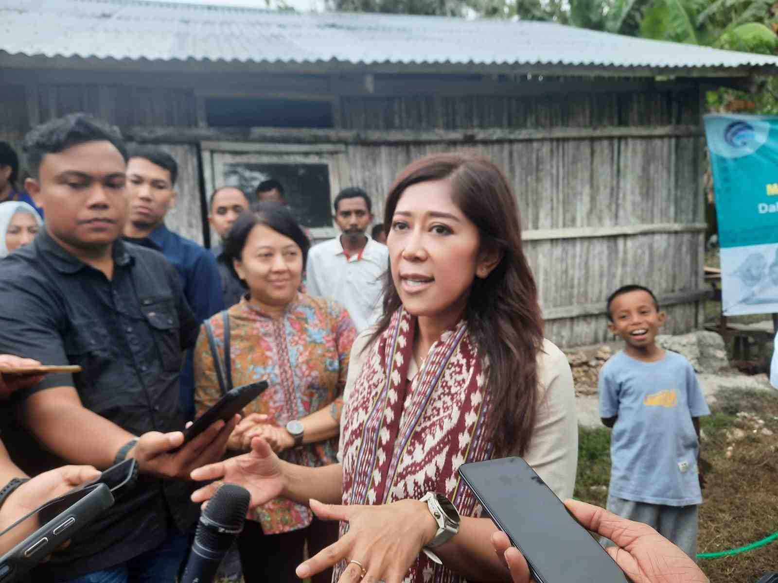 [SIARAN PERS] Tinjau Infrastruktur Digital di NTT, Menkomdigi: Akses Internet di Amarasi Tersedia dalam Satu Bulan