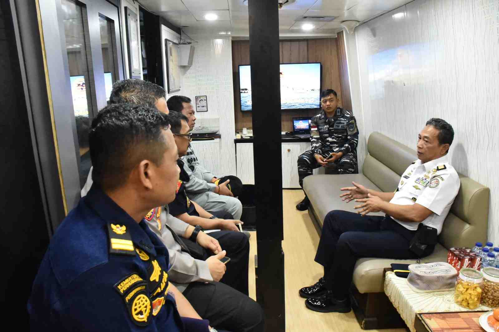 Patroli Bersama YUDHISTIRA -C: Bakamla RI Perkuat Kerja Sama Lintas Sektor di Laut