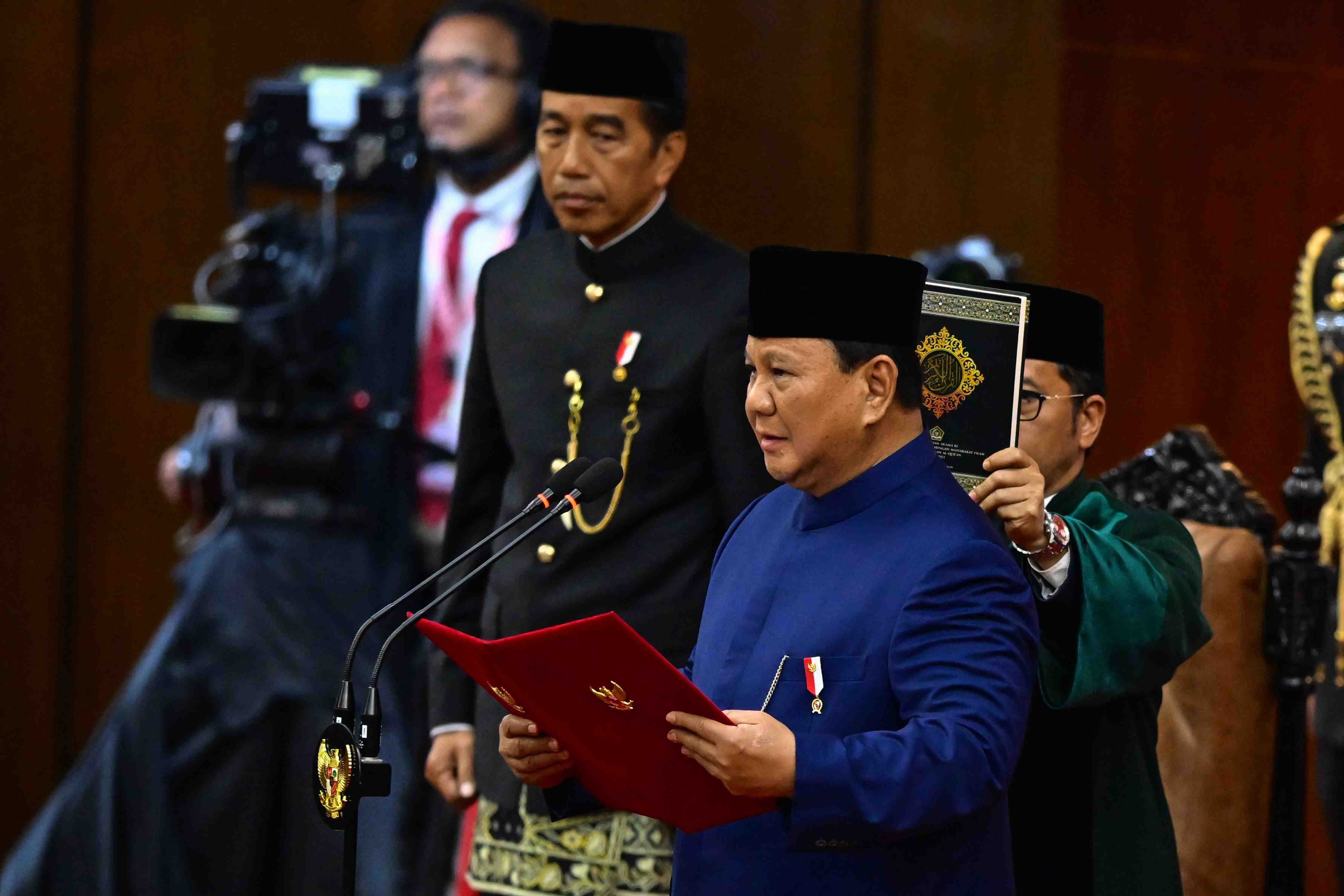 Presiden Prabowo Subianto Komitmen Mempertahankan Konstitusi dan Membangun Bangsa