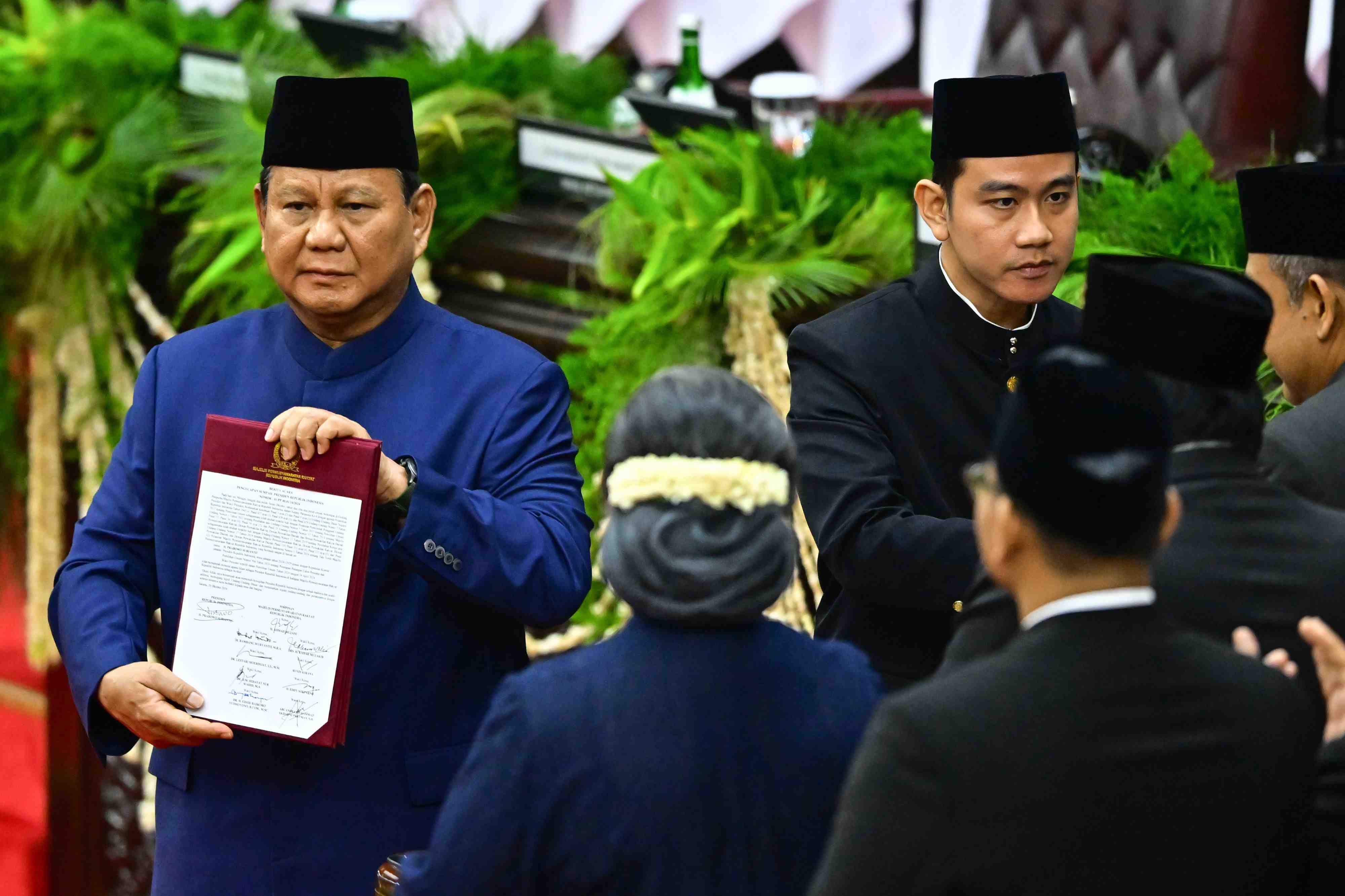 Resmi Prabowo Subianto dan Gibran Rakabuming Raka Jadi Pemimpin Baru Indonesia