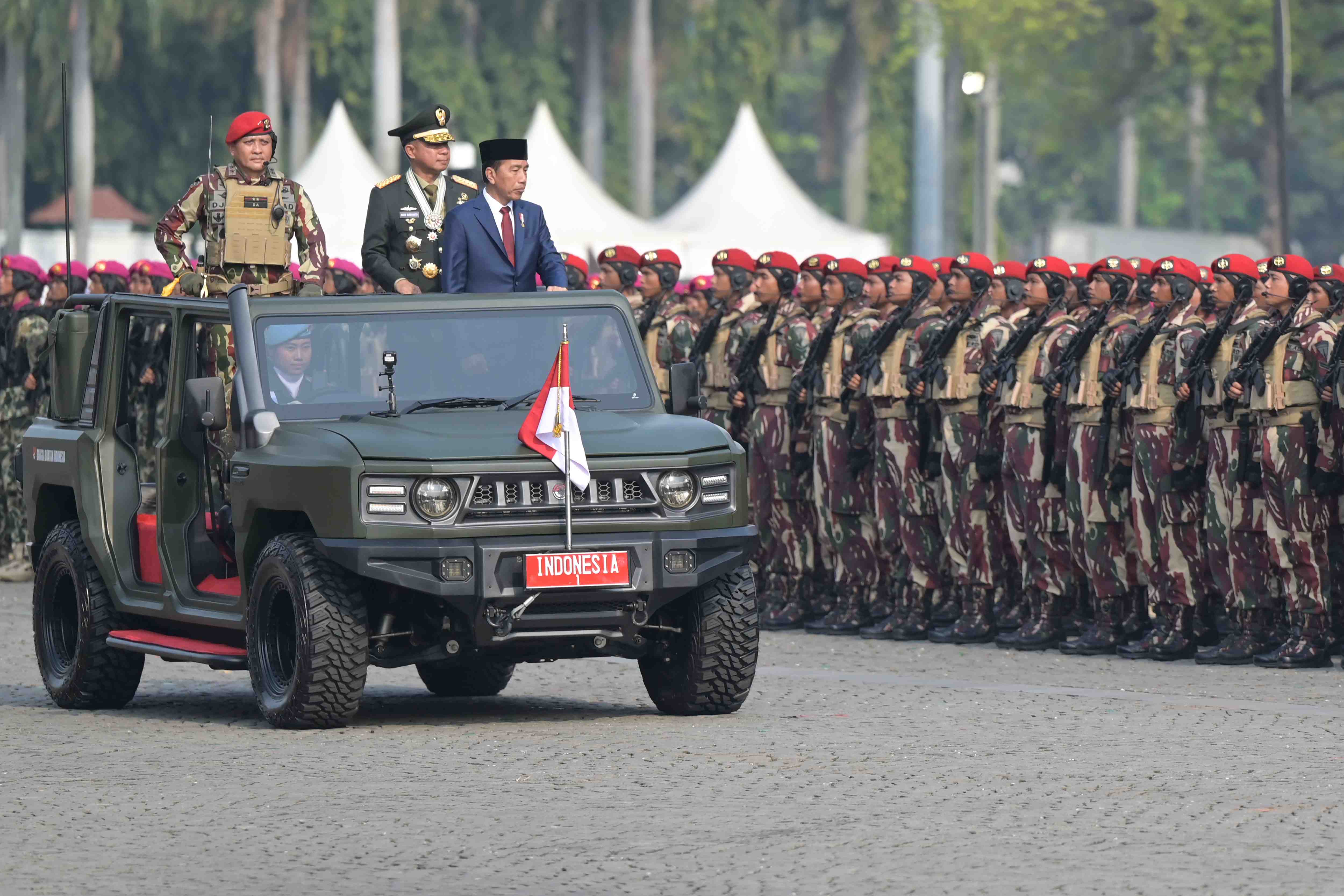 Apresiasi Peran TNI, Presiden Jokowi: Kunci Stabilitas dan Keamanan Nasional