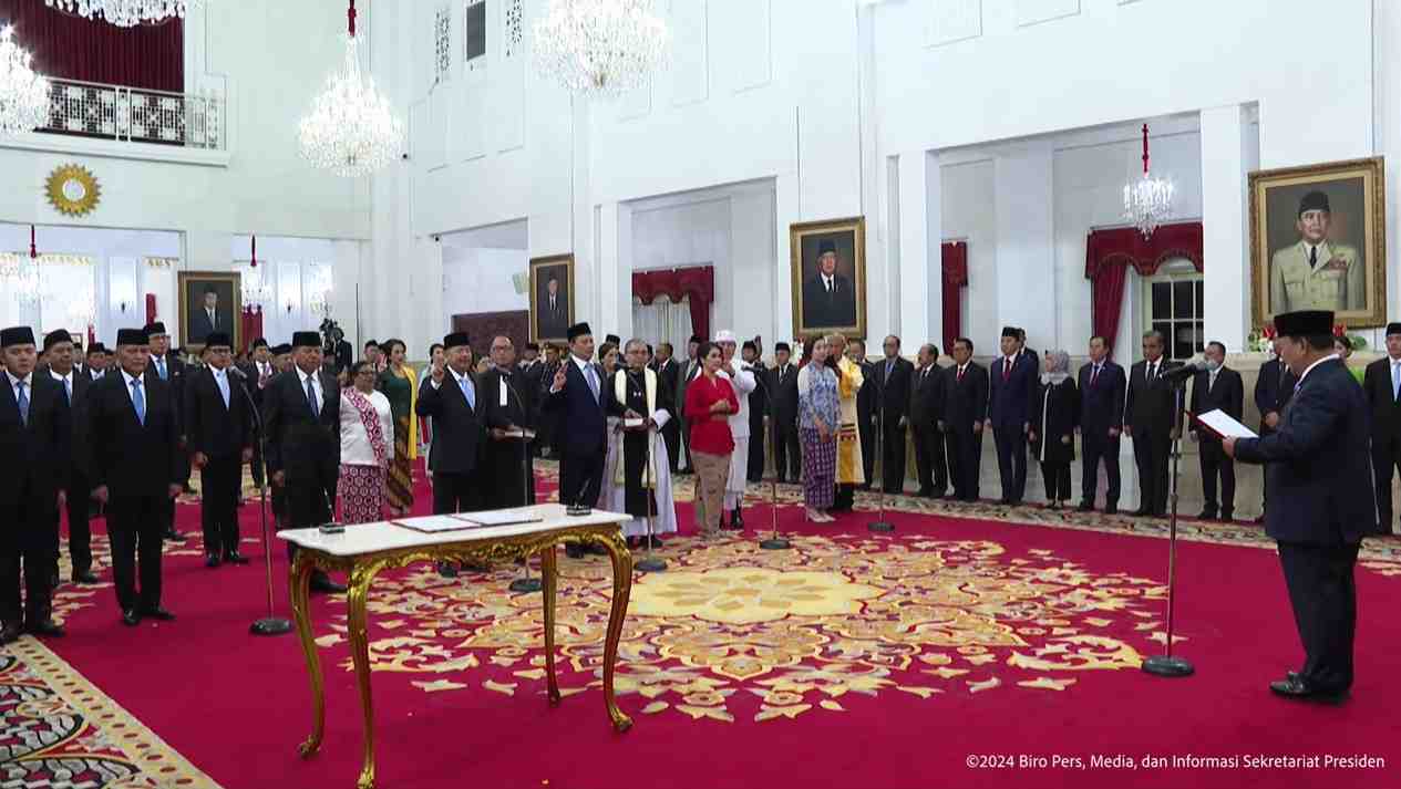 Presiden Prabowo Lantik Sekretaris Kabinet dan Wakil Menteri Kabinet Merah Putih Periode 2024-2029