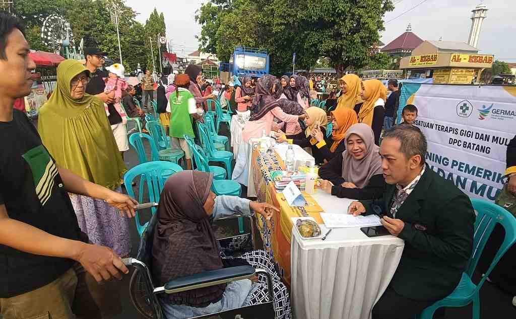 Deteksi Dini Penyakit, Warga Batang Serbu 16 Stan Skrining Kesehatan di HBK