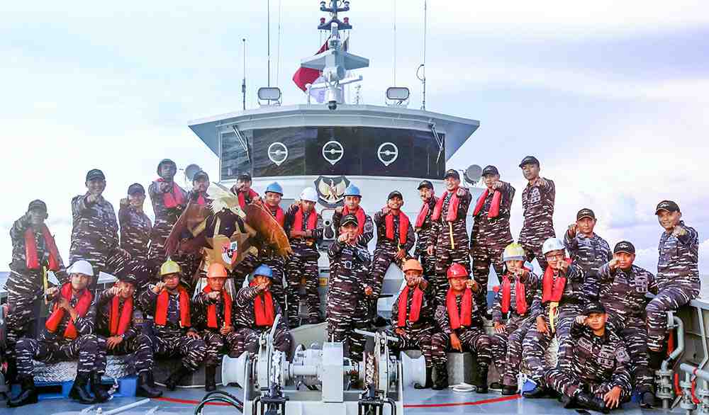 KRI Butana-878 dan BRP Artemio Ricarte Gelar Patroli Terkoordinasi di Perbatasan