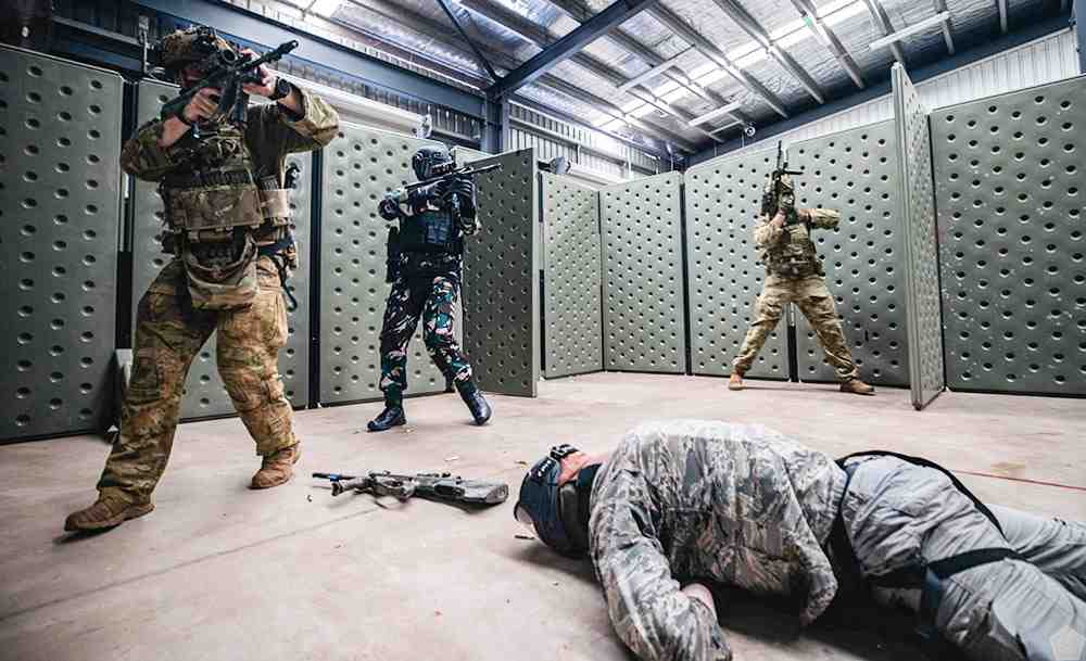 Prajurit Marinir TNI AL Tampilkan Aksi Mengesankan dalam Latgabma di Australia