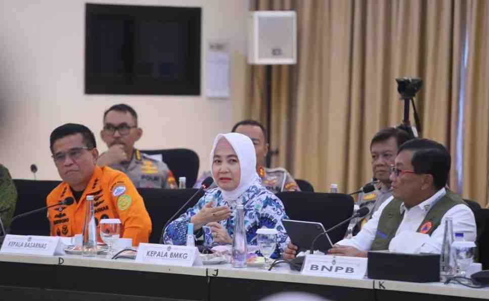 BMKG Keluarkan Peringatan Potensi Bencana Hidrometeorologi saat Musim Libur Nataru