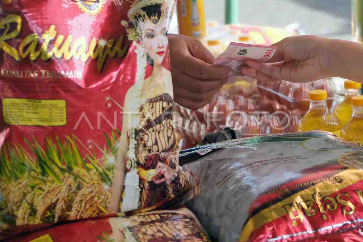 Wamendagri Imbau Pemda Waspadai Kenaikan Harga Komoditas Jelang Nataru