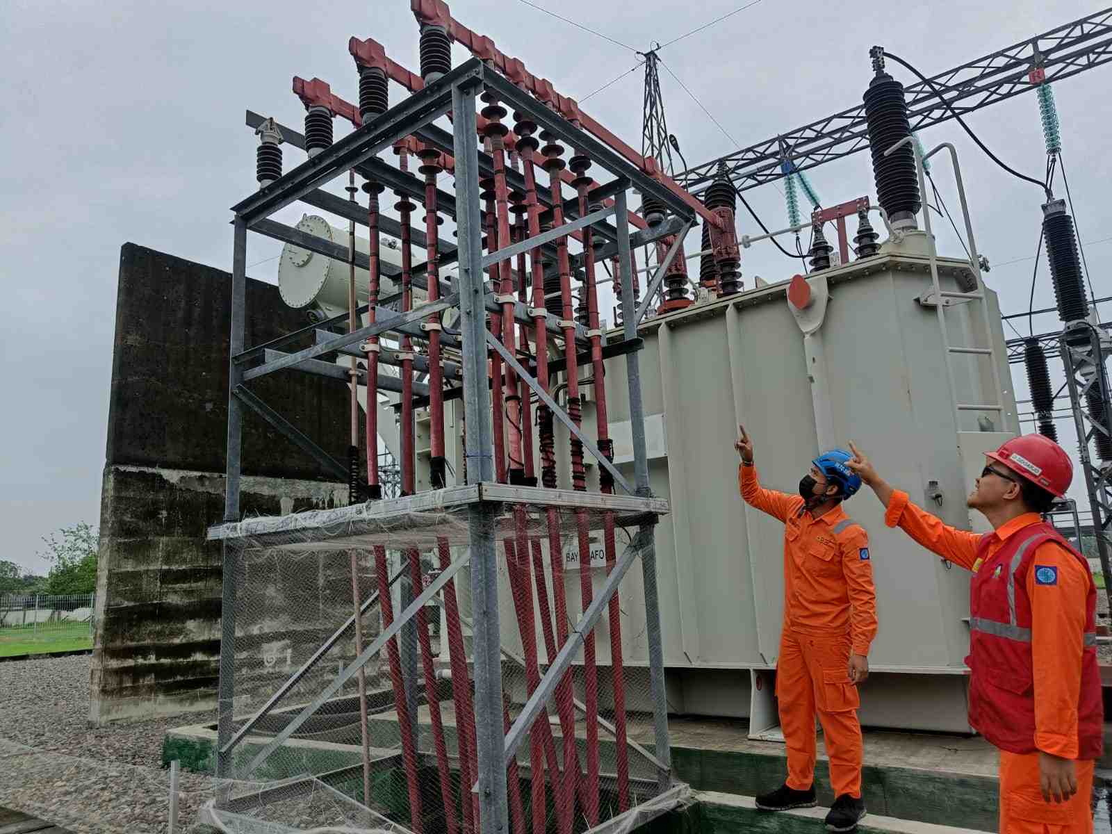 Amankan Suplai Listrik Pelanggan Surabaya, PLN  Rampungkan Pemeliharaan Peralatan