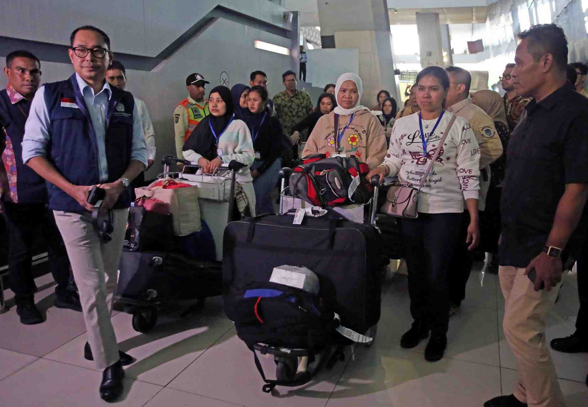 Pemerintah Indonesia Evakuasi WNI dari Suriah, Sudah 65 Orang Kini Tiba di Jakarta