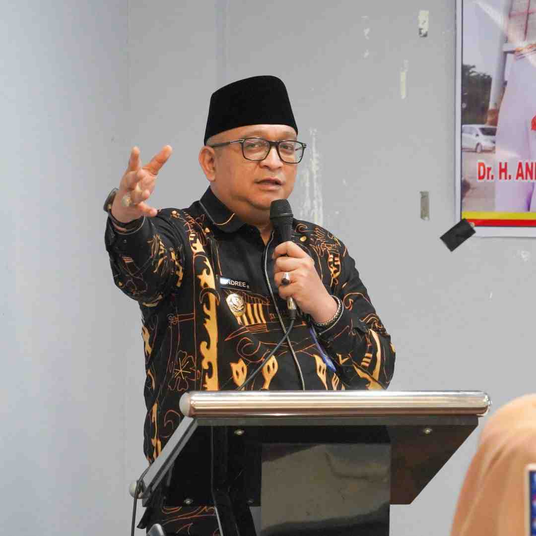 Pj Wali Kota Padang Ajak ASN Aktif Bermedia Sosial untuk Sebar Informasi Pembangunan