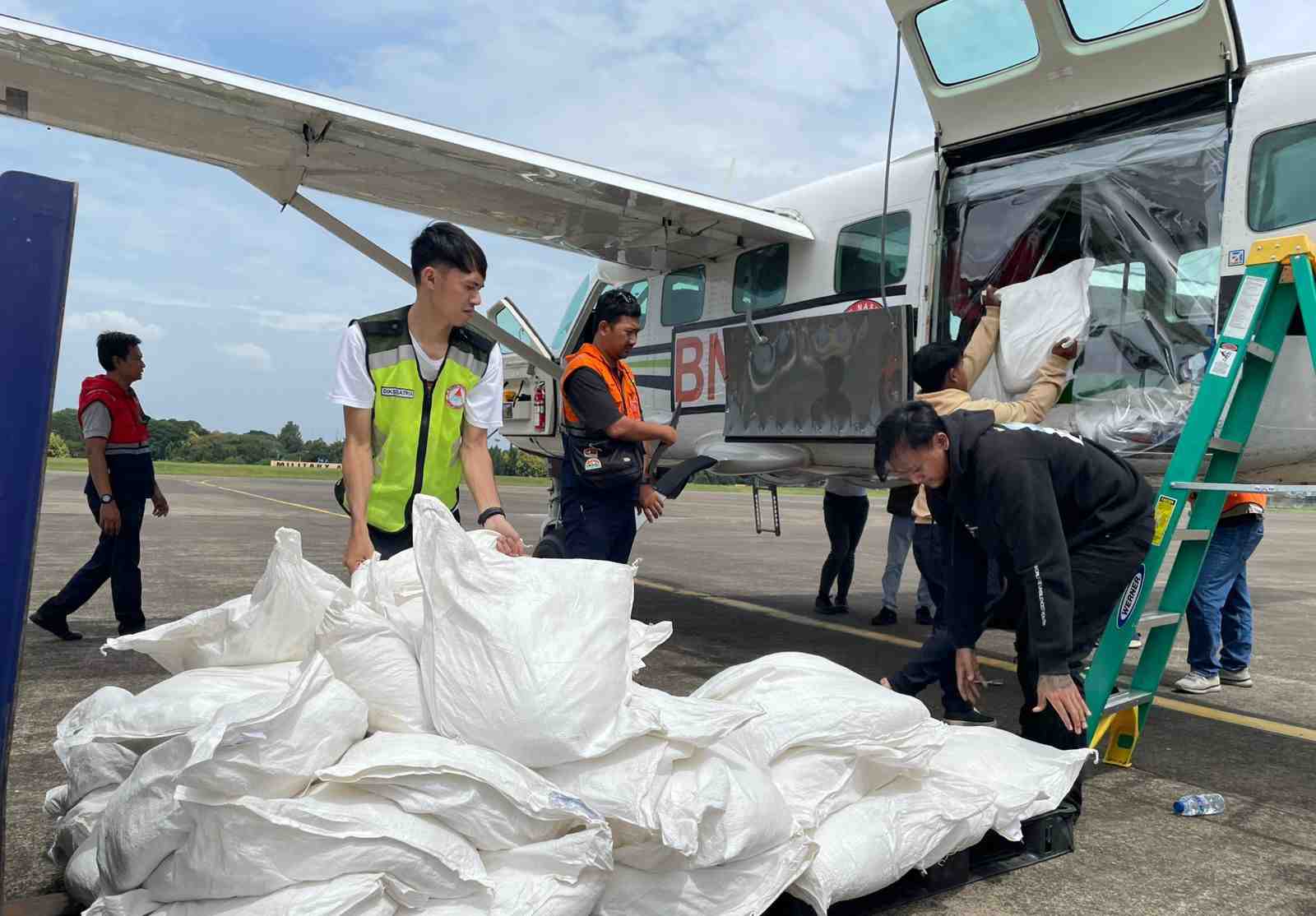 Antisipasi Potensi Bencana, BNPB Gelar Operasi Modifikasi Cuaca di Jabar dan Jateng
