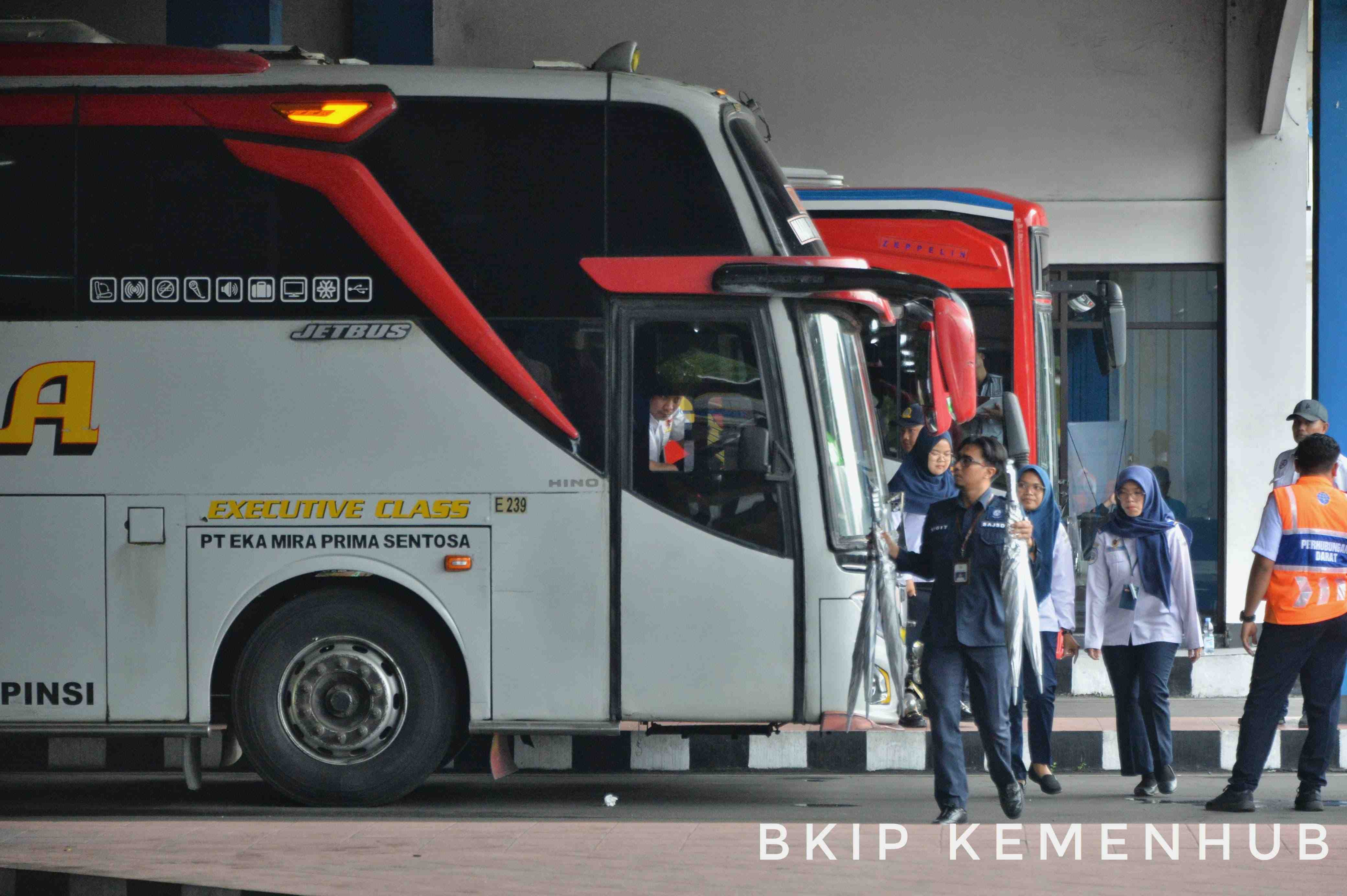 Menhub: Pentingnya Keselamatan Angkutan Jalan selama Nataru 2024/2025