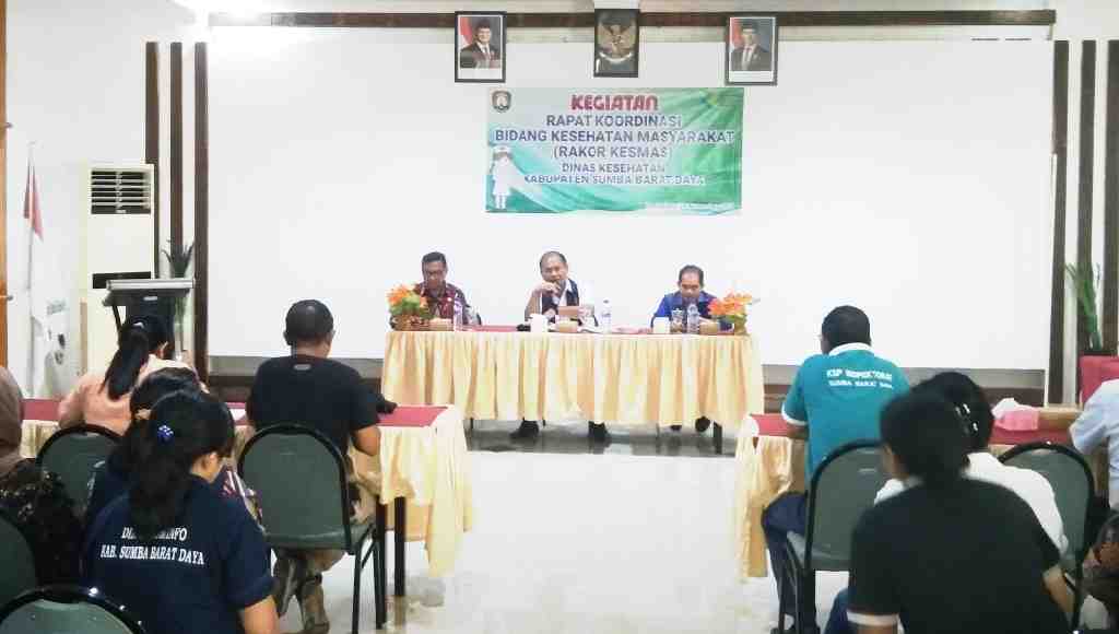Pj Bupati SBD Buka Kegiatan Sosialisasi Kesehatan Masyarakat di Hotel Sumba Sejahtera
