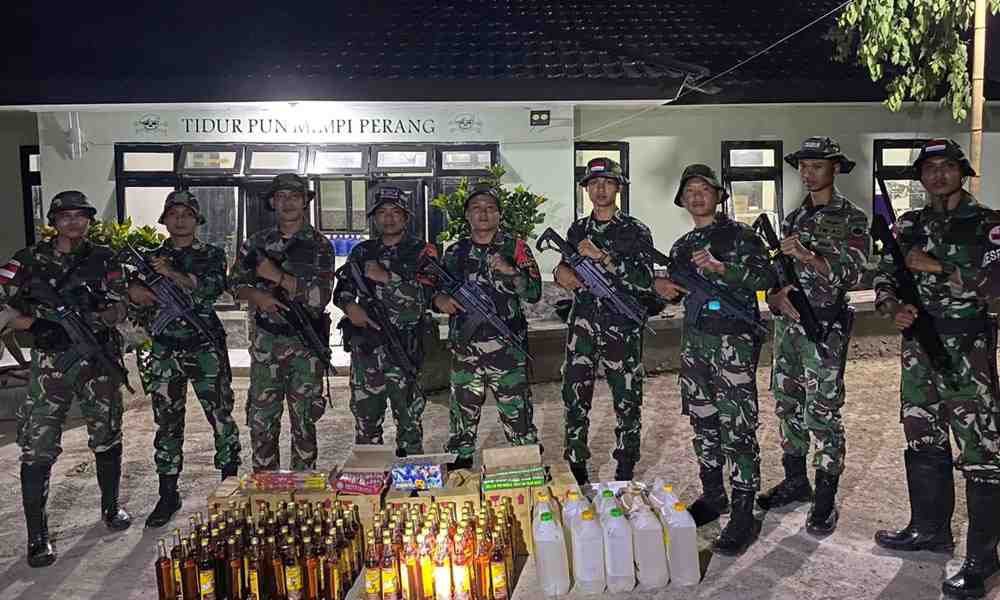 Satgas Pamtas Gagalkan Penyelundupan Miras dan Petasan ke Timor Leste Jelang Tahun Baru