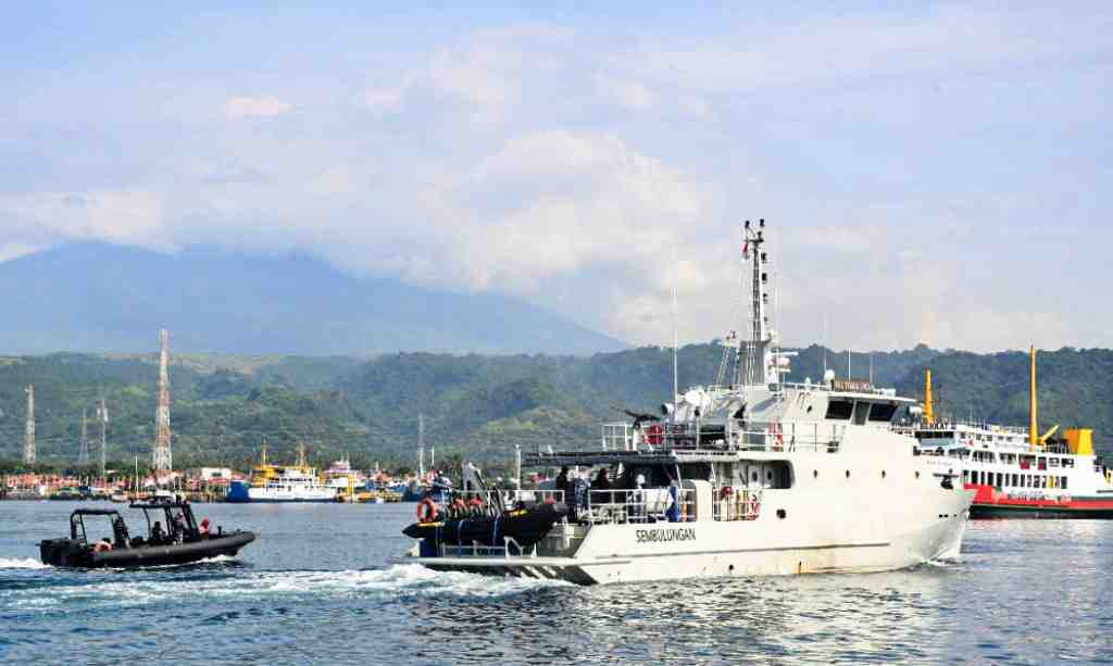 TNI AL Perkuat Patroli di Selat Bali Jelang Libur Natal 2024 dan Tahun Baru 2025