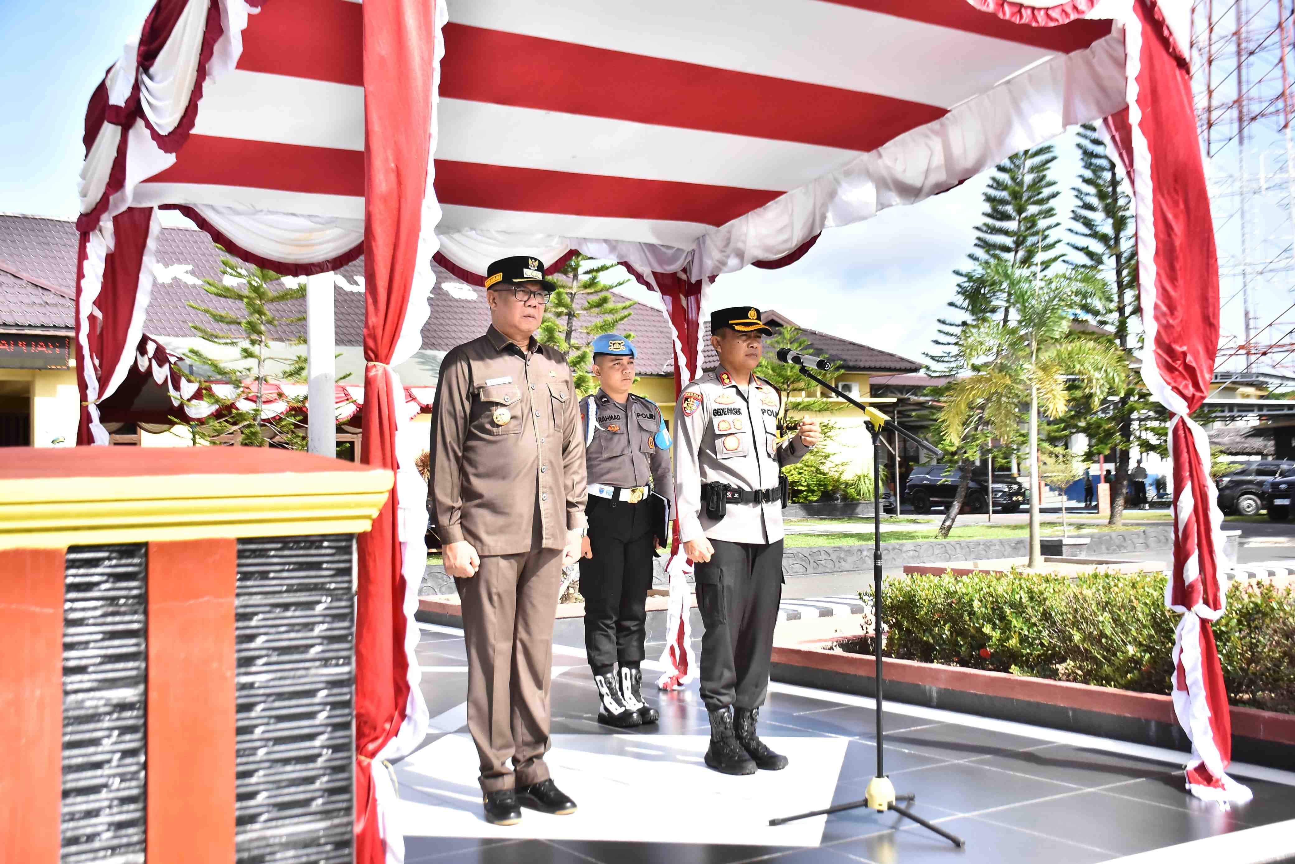 Pj Bupati Kapuas Hadiri Apel Operasi Lilin Telabang 2024