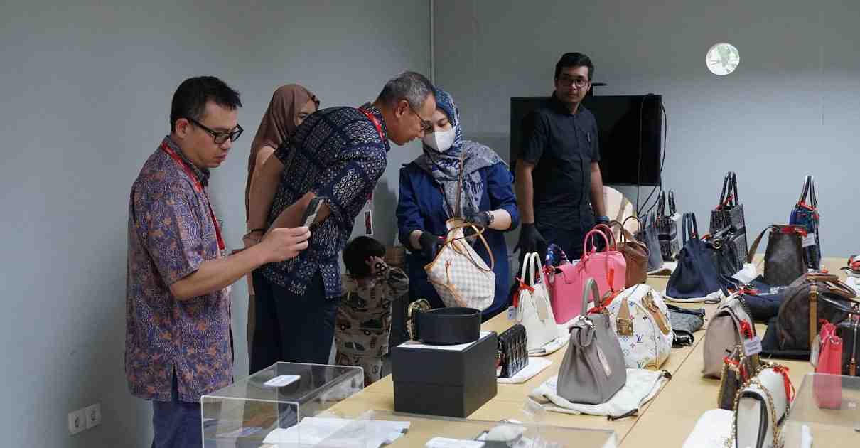 KPK Gelar Aanwijzing Lelang Barang Rampasan Hakordia 2024