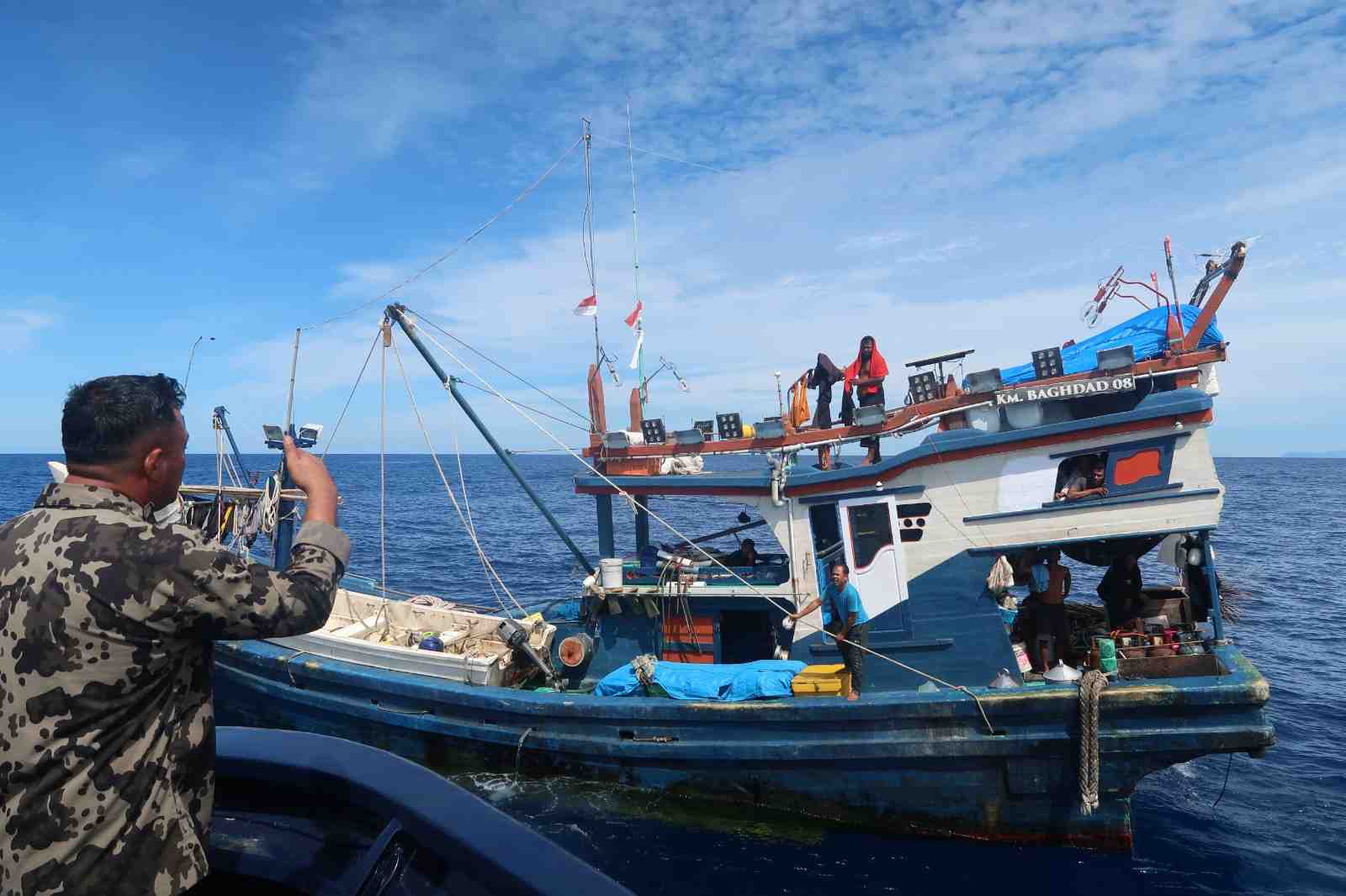 Beroperasi tidak sesuai DPI, KKP Amankan Dua Kapal Ikan Indonesia