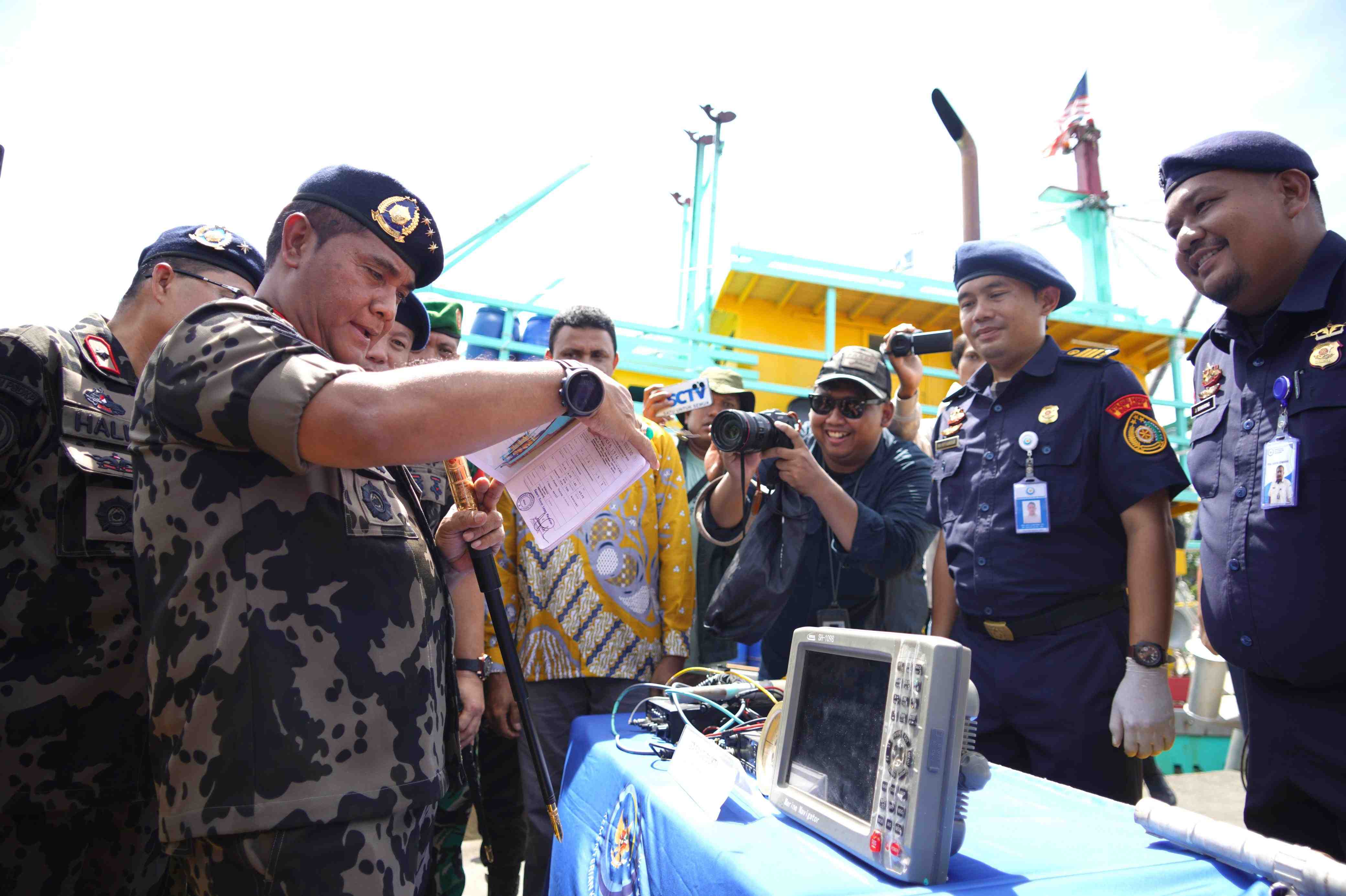 Maling Ikan di Selat Malaka, Tiga Kapal Berbendera Asing Ditangkap 