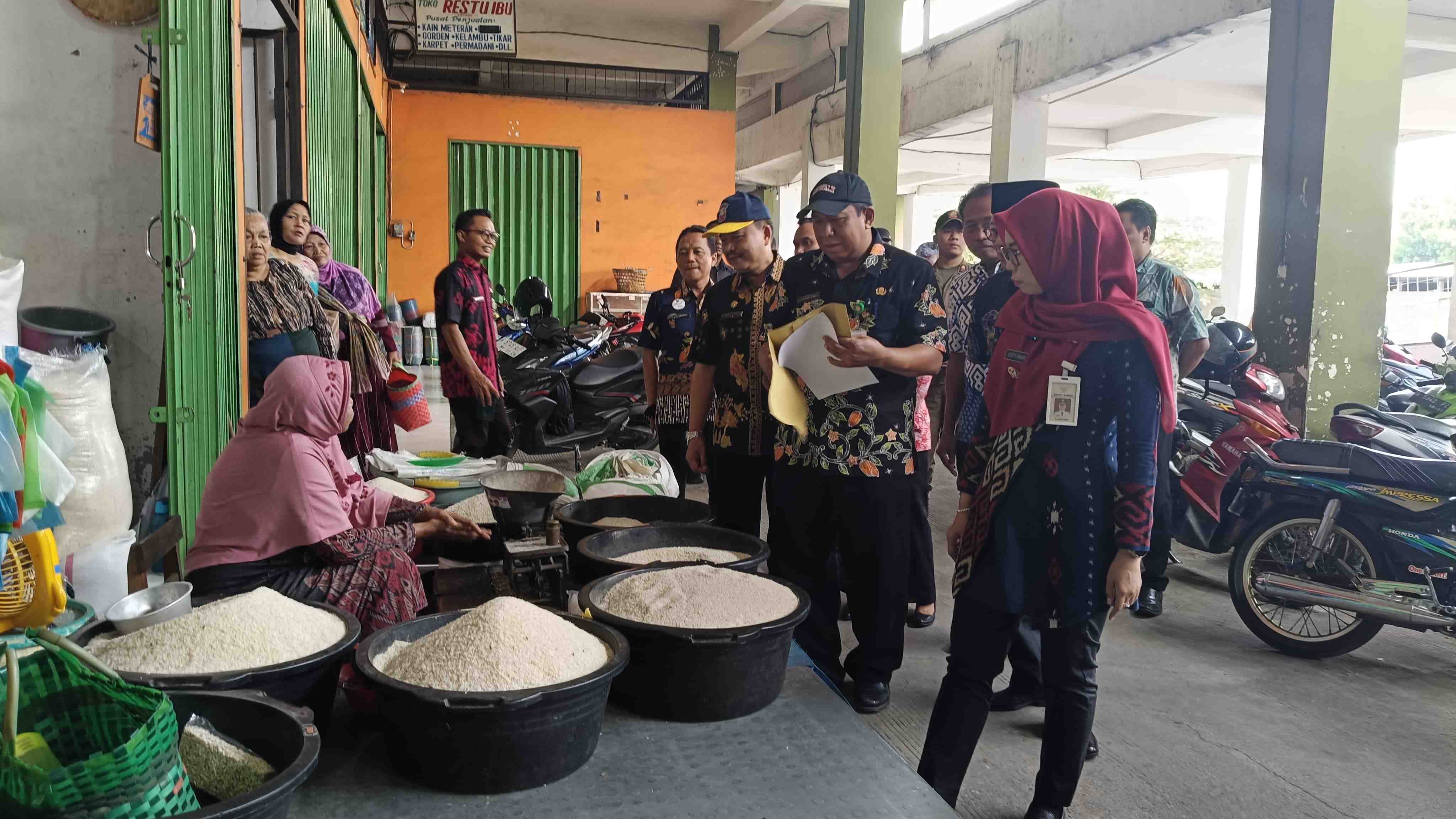 Harga Kebutuhan Pokok Jelang Nataru, Bupati Demak: Ada Kenaikan Tapi Masih Wajar