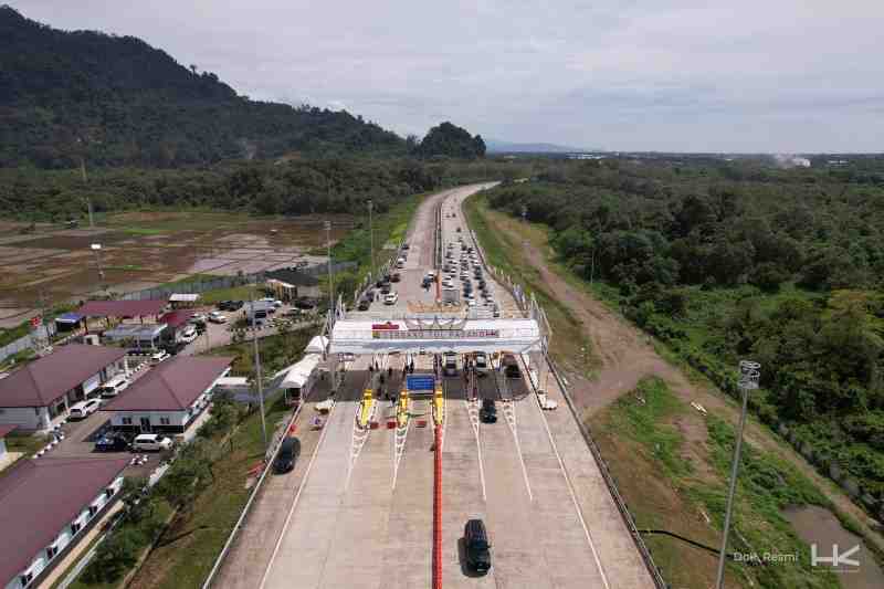 Sebanyak 2.813 Kendaraan Melintas, Tol Padang-Sicincin Jadi Pilihan Utama Pengendara