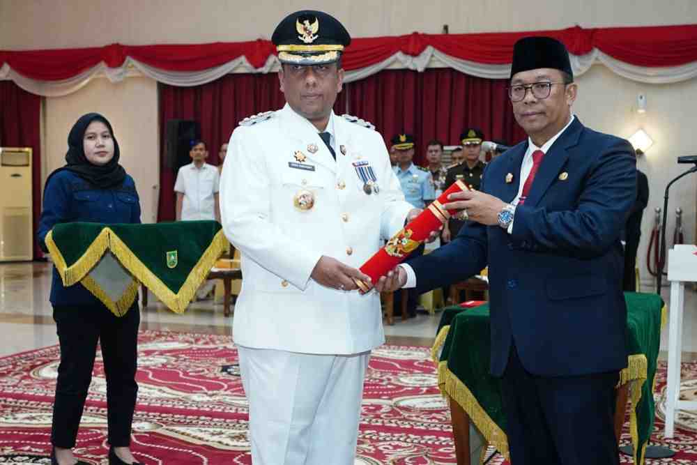 Pelantikan Pj Wali Kota Pekanbaru: Roni Rakhmat Siap Berantas KKN