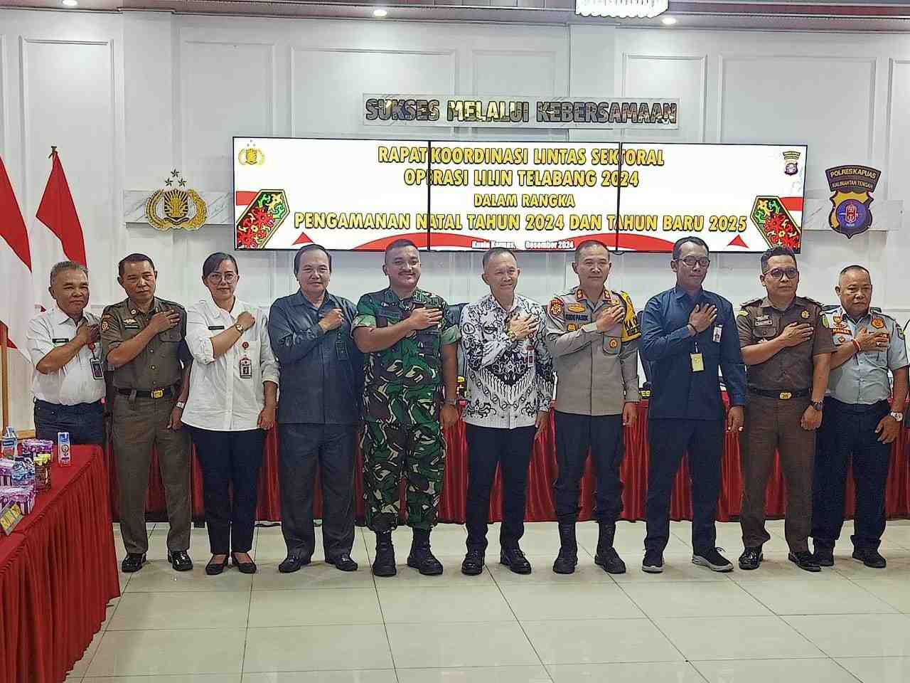 Kepala Dinas Kesehatan Ikuti Rakor Lintas Sektoral Operasi Lilin Telabang 2024 di Polres Kapuas 