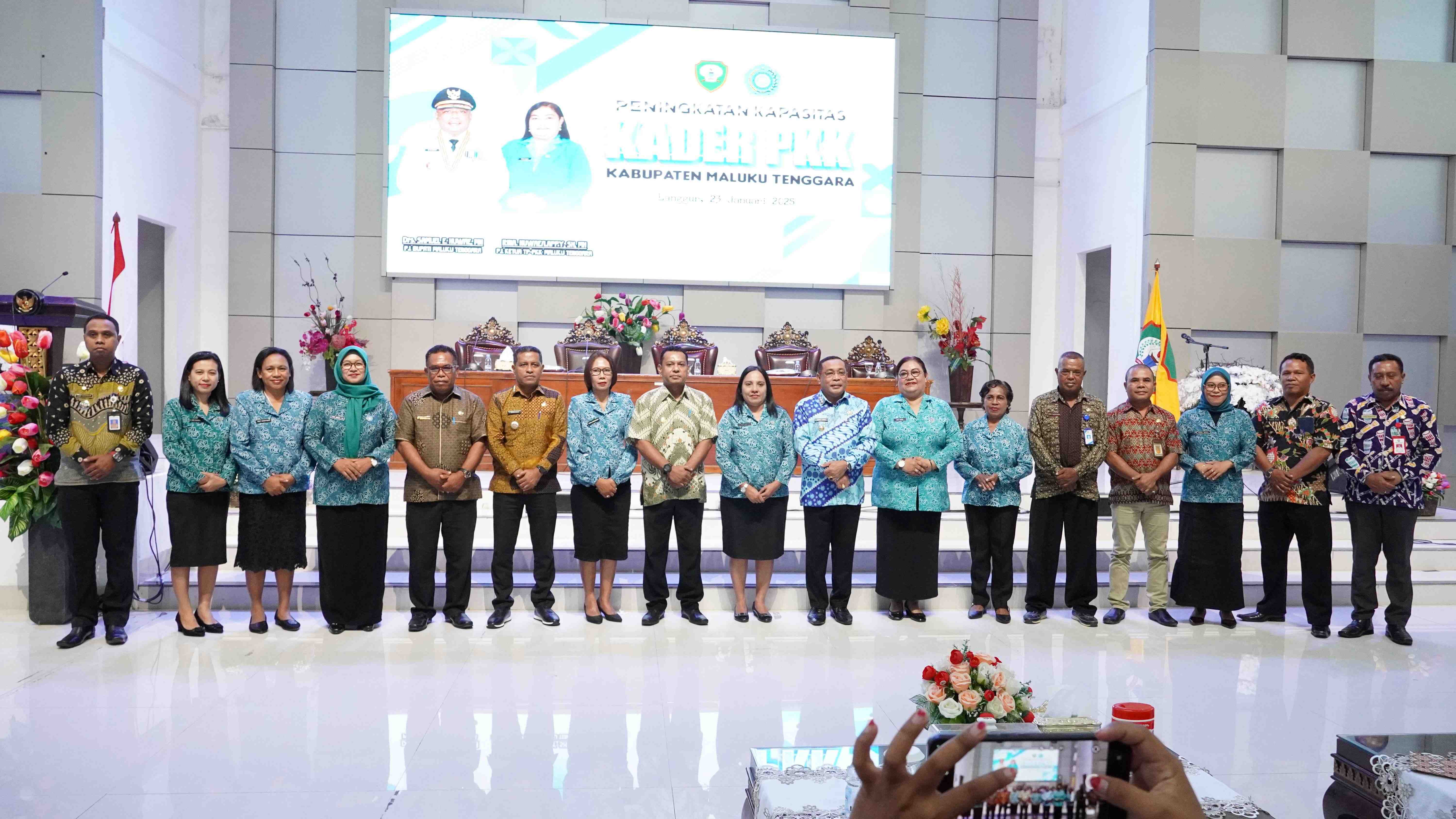 TP PKK Maluku Tenggara Gelar Kegiatan Peningkatan Kapasitas Kader untuk Sukseskan Program Pemerintah