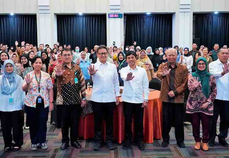 Kemenkes Luncurkan Buku Panduan dan Lembar Balik Tuberkulosis, Percepat Eliminasi TB di Indonesia