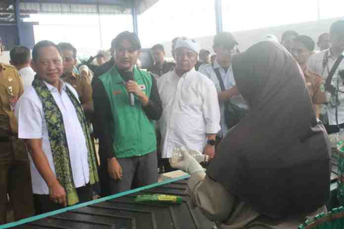 Mendagri Apresiasi Pengeloaan Sampah di Desa Wantilan