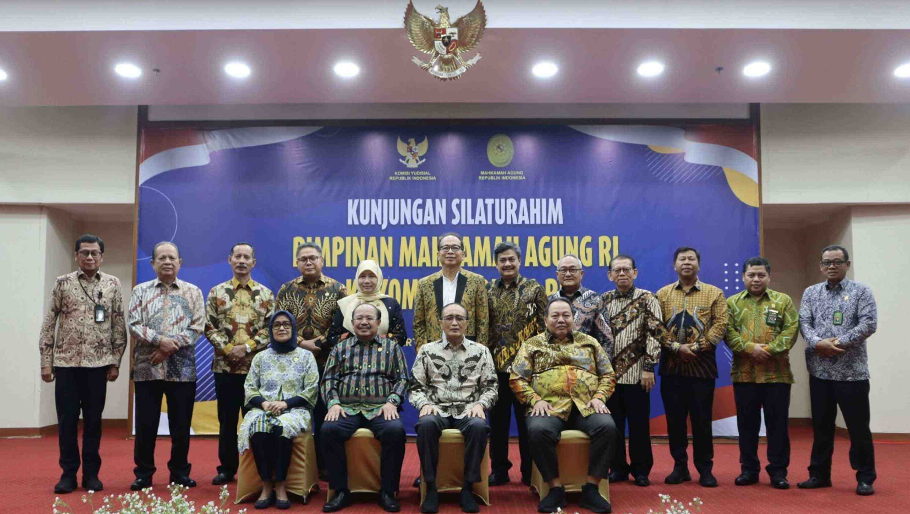 Ketua MA Sunarto Bahas Kekurangan Hakim Agung dengan Komisi Yudisial