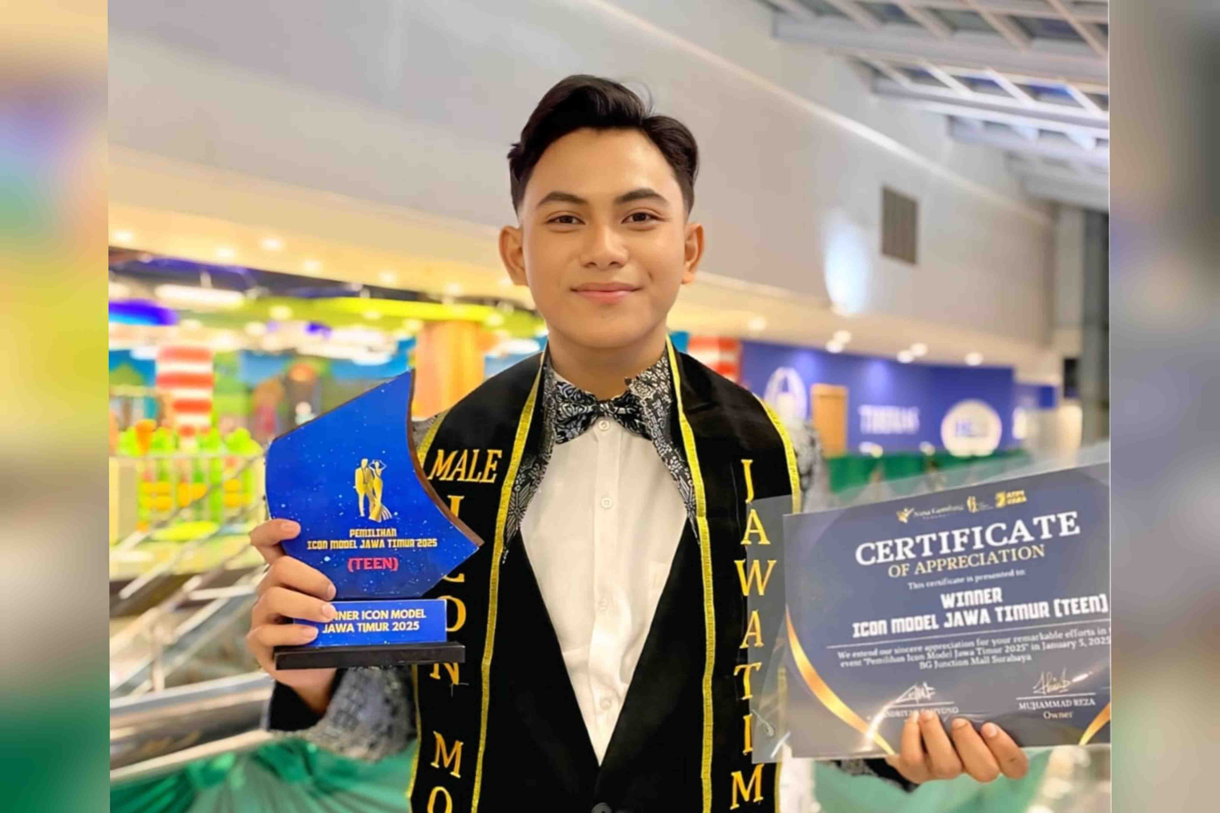 Pemuda Asal Tuban Raih Gelar Winner Icon Model Jawa Timur 2025, Ini Sosoknya