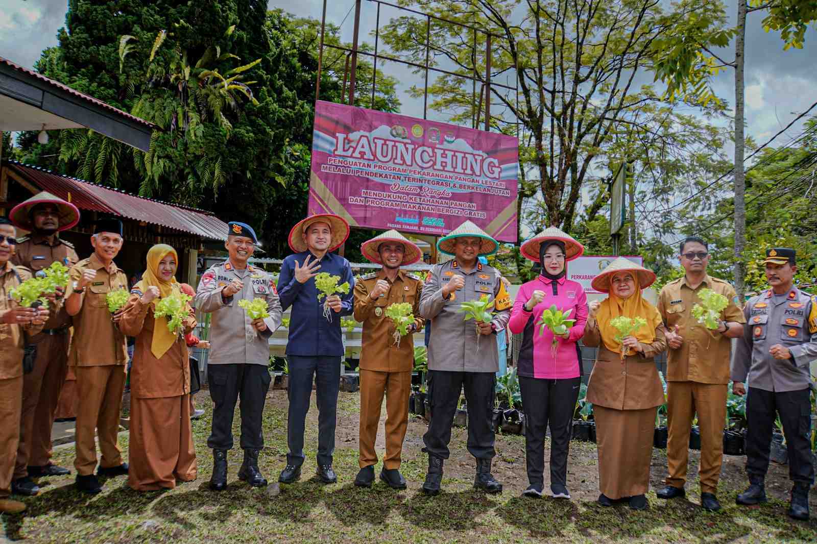 Polres dan Pemkot Padang Panjang Bersinergi Wujudkan Pekarangan Pangan Lestari