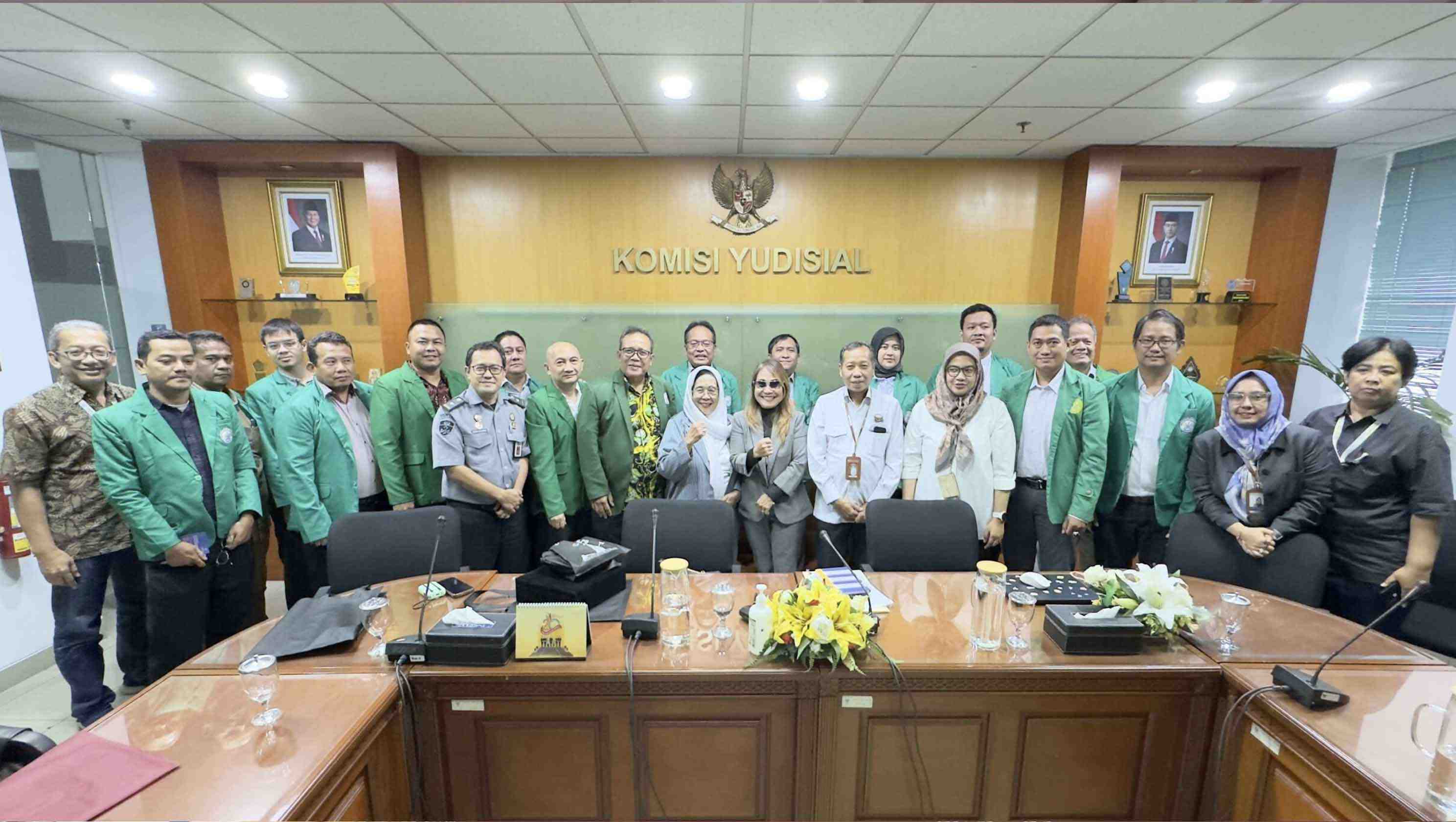 Komisi Yudisial Pantau Kasus-Kasus yang Menarik Perhatian Publik