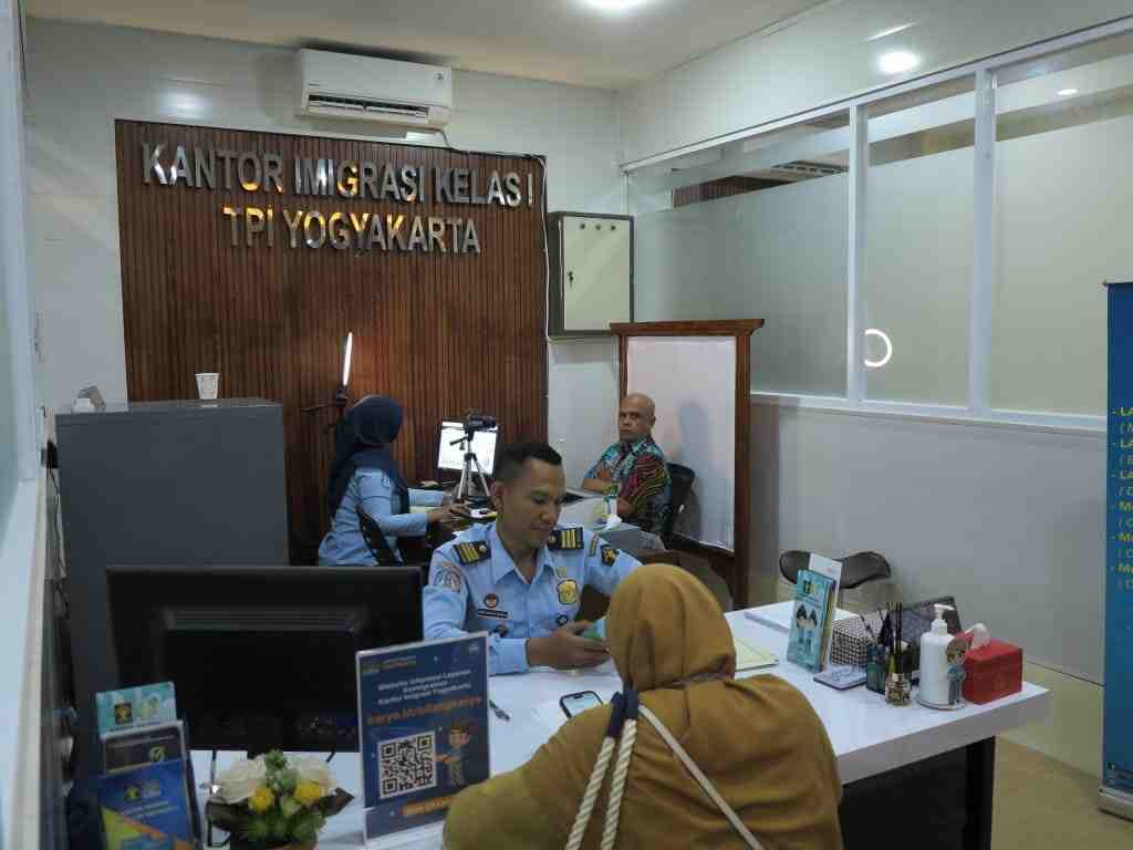 Imigrasi Yogyakarta Deportasi WNA Asal India