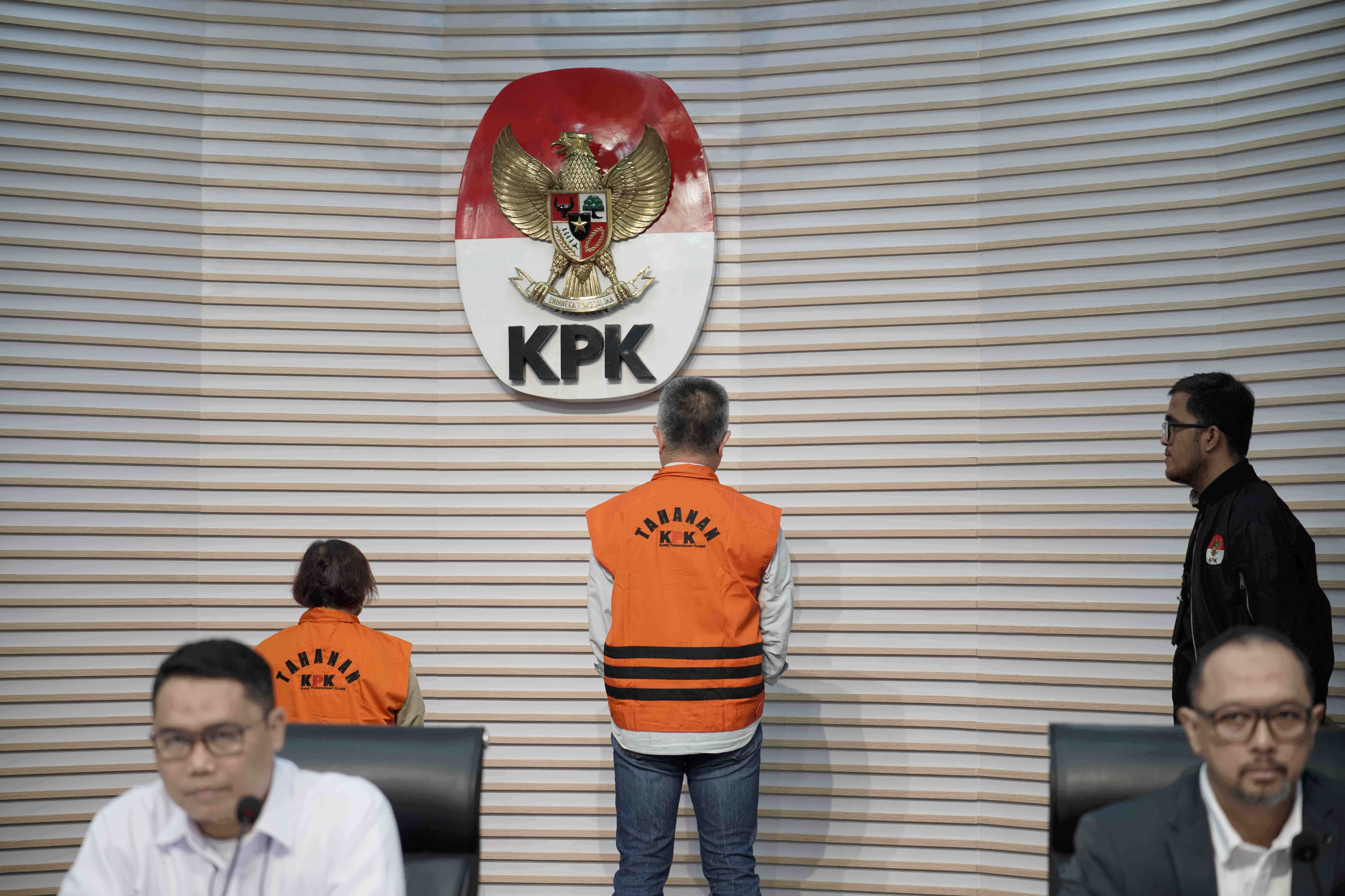 KPK Tahan Dua Tersangka Pemberian Fasilitas Kredit LPEI kepada PT PE