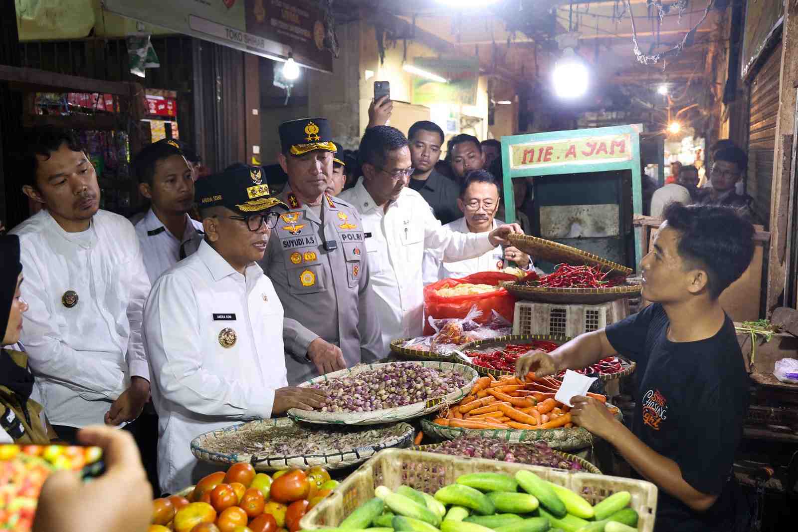 Gubernur Banten Pastikan Stok Pangan Aman dan Harga Stabil Jelang Lebaran