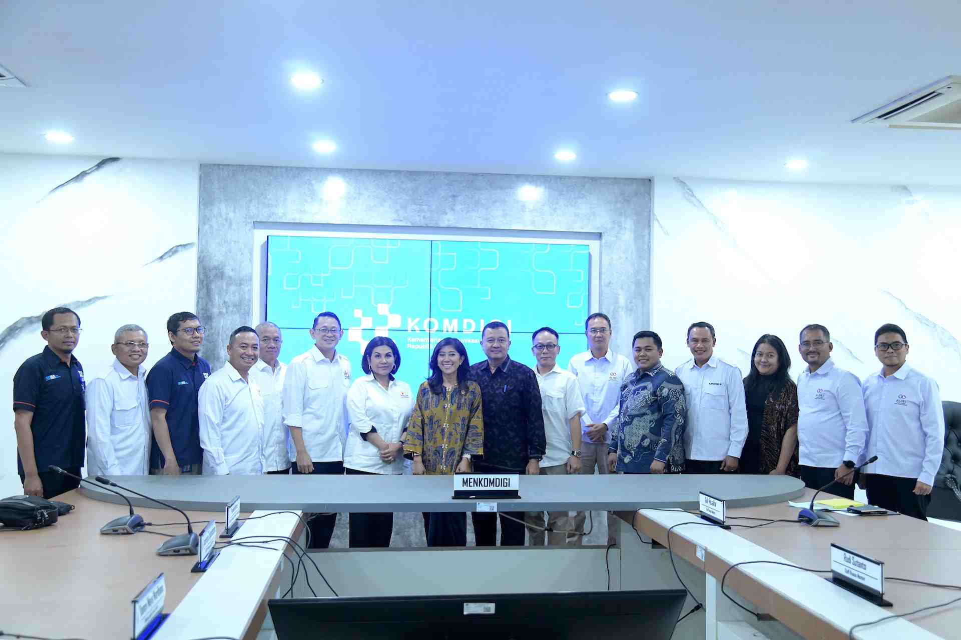 [SIARAN PERS] Kemkomdigi Percepat Regulasi Adaptif untuk Dukung Transformasi Digital Industri Pos dan Logistik