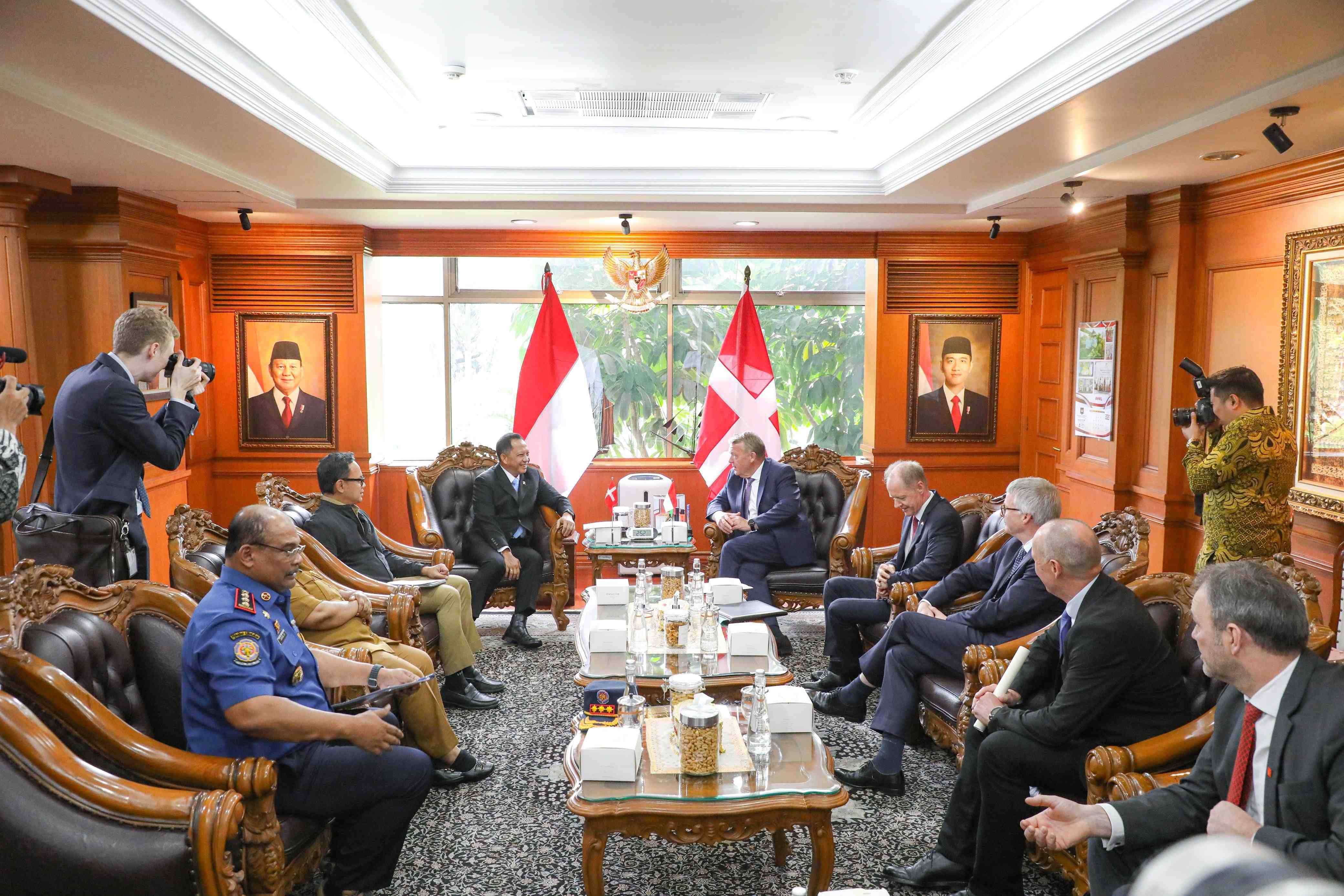 Mendagri Membuka Peluang Kerja Sama Peningkatan Kompetensi Damkar dengan Denmark