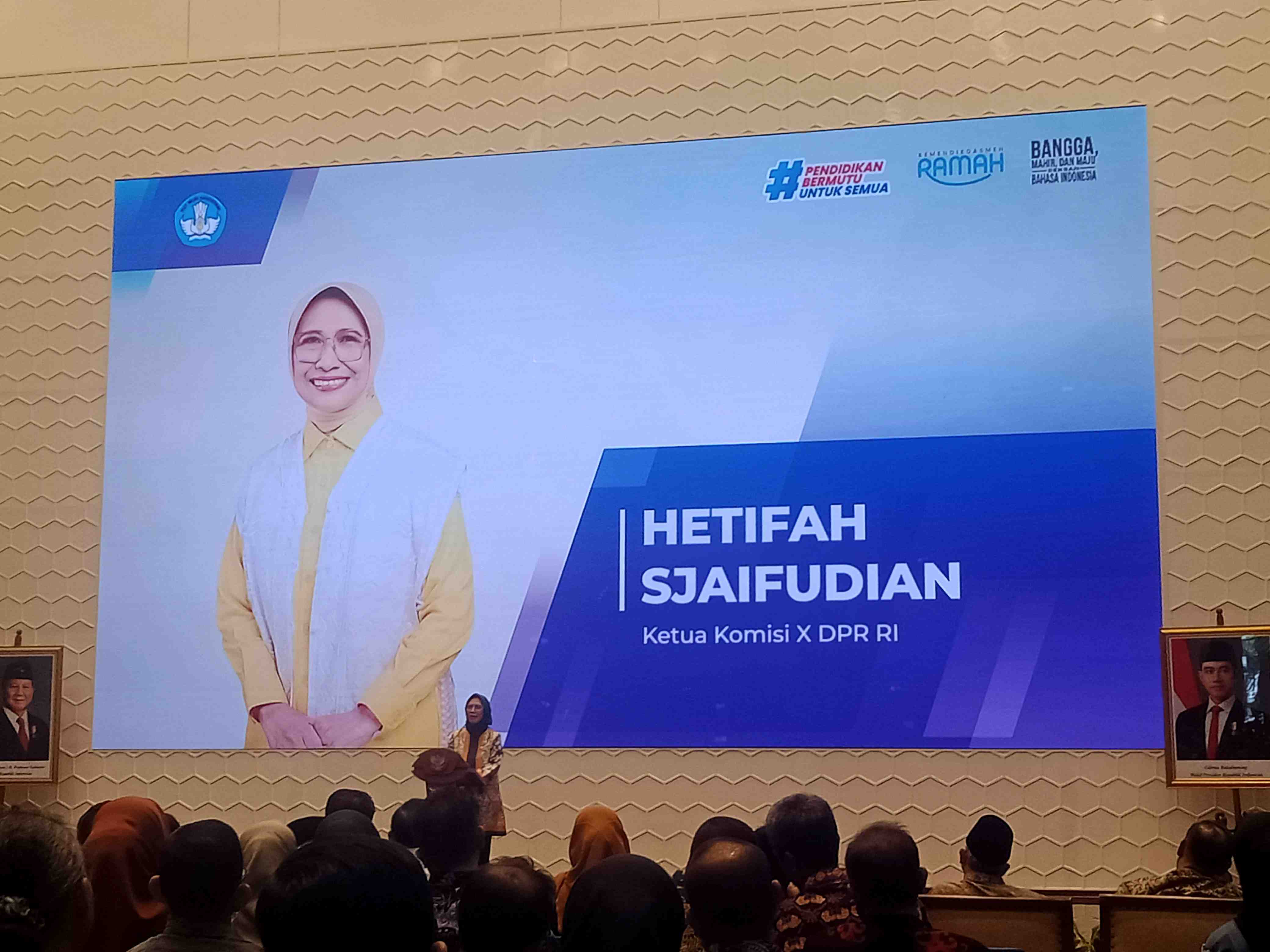 DPR RI Dorong Penguatan Bahasa Indonesia di Ruang Publik dan Internasional