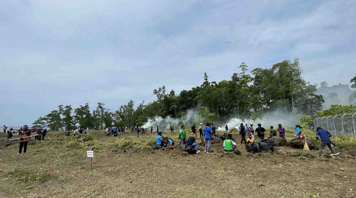 ASN Kerja Bakti di Pasar Snon Bukor, Wujud Komitmen Pemda Tata Waisai sebagai Kota Wisata