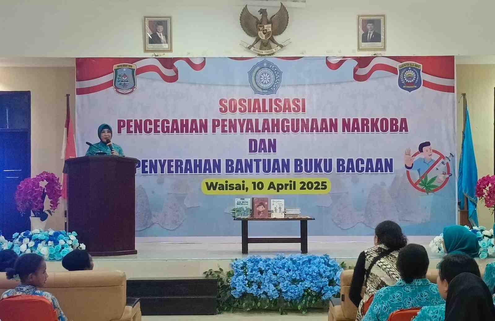 Lindungi  Cahaya Masa Depan, TP PKK Pusat Sosialisasikan Bahaya Narkoba di Raja Ampat