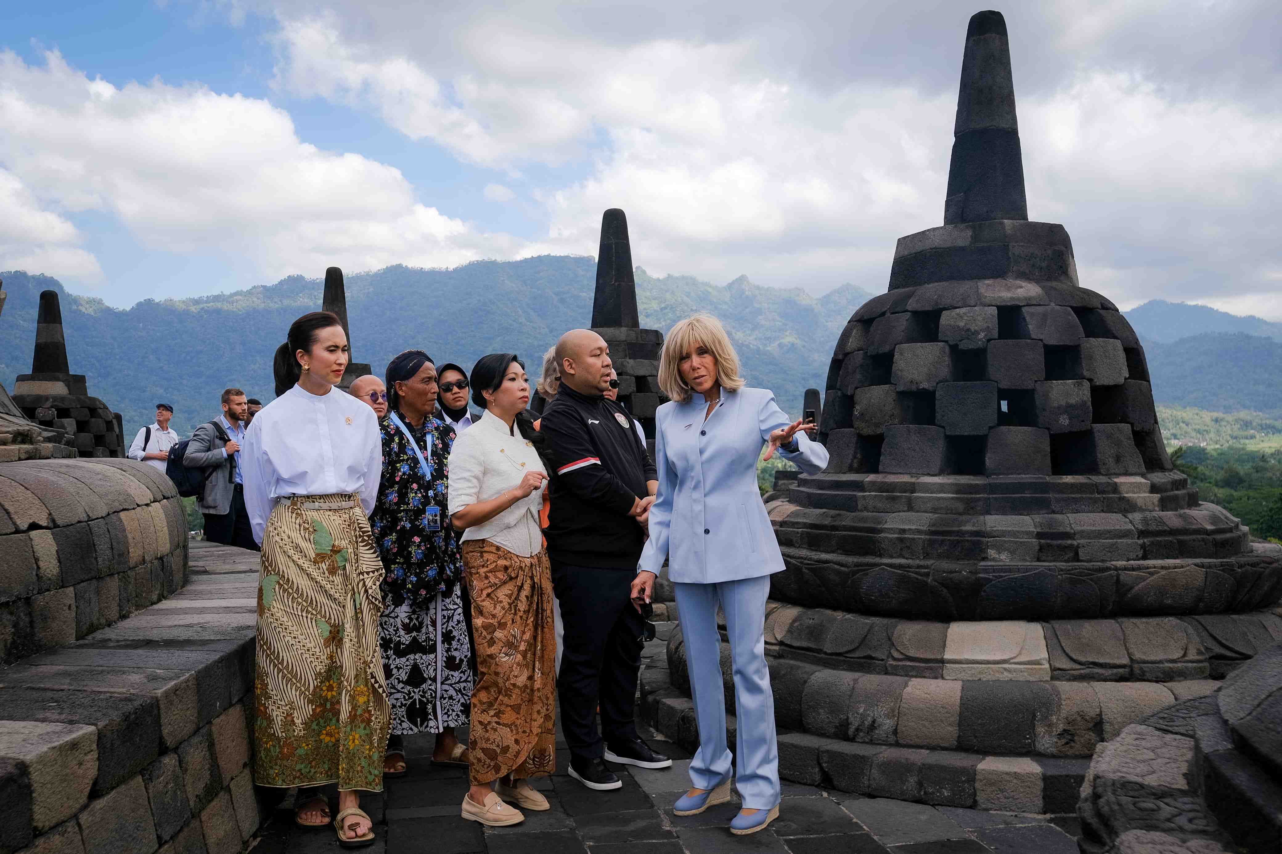 Diplomasi Budaya dan Pariwisata: Pilar Kuat Kerja Sama Indonesia-Prancis di Borobudur